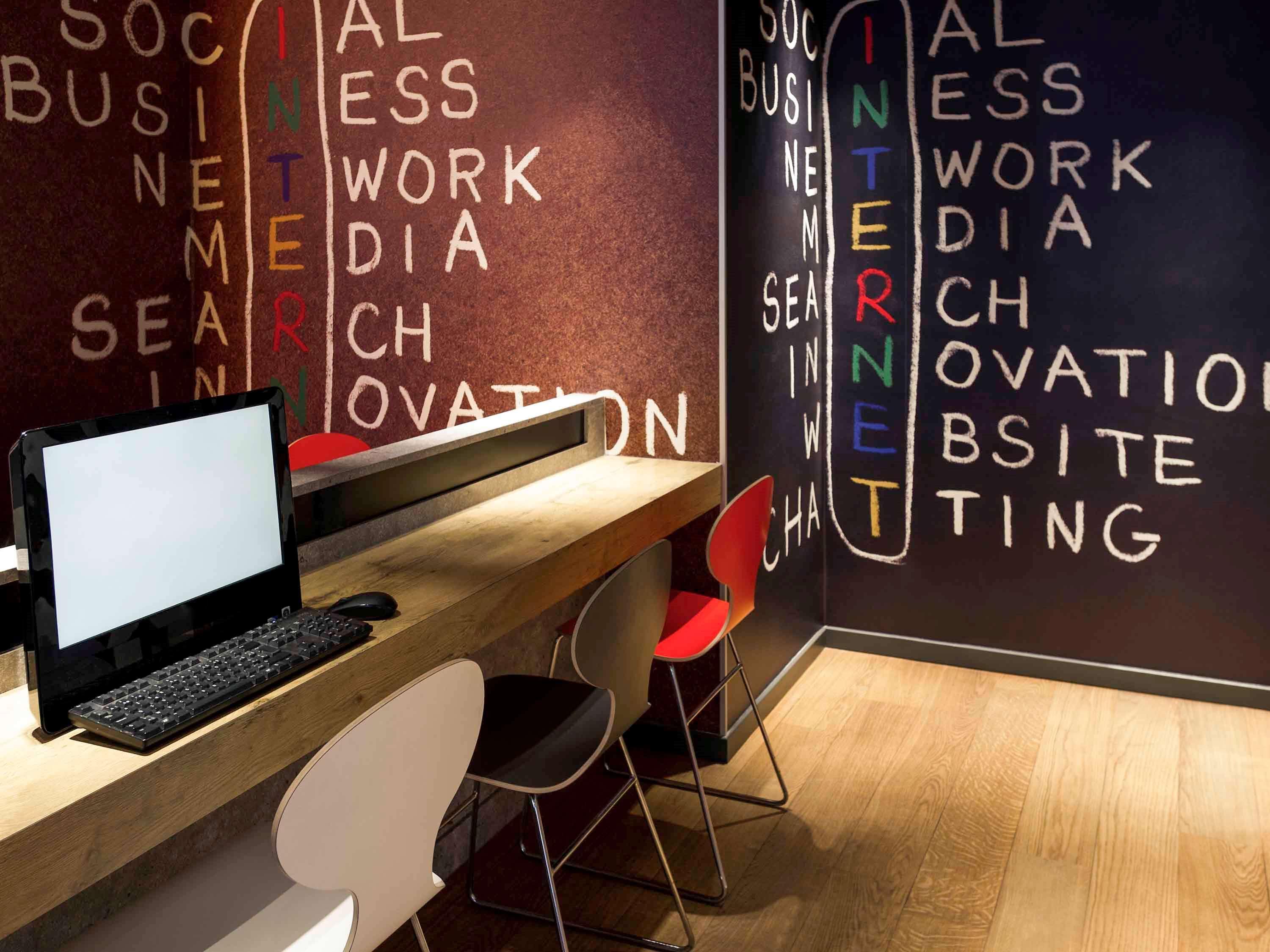 Ibis Brussels City Centre Ngoại thất bức ảnh