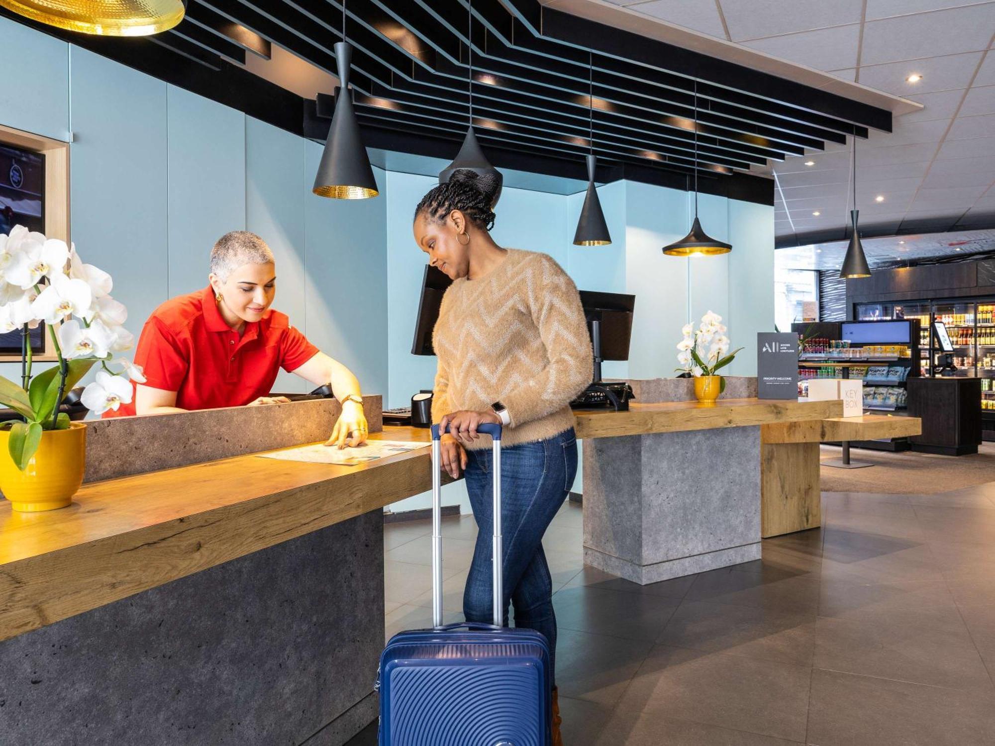 Ibis Brussels City Centre Ngoại thất bức ảnh